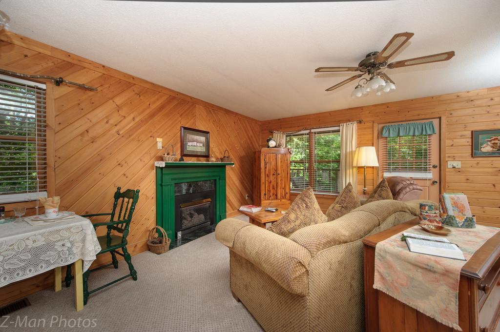 Blue Mountain Mist Country Inn Sevierville Extérieur photo