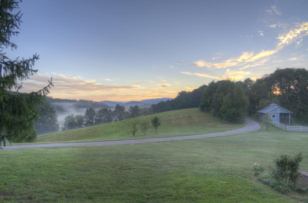 Blue Mountain Mist Country Inn Sevierville Extérieur photo